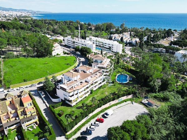 Apartment in Marbella - view 1