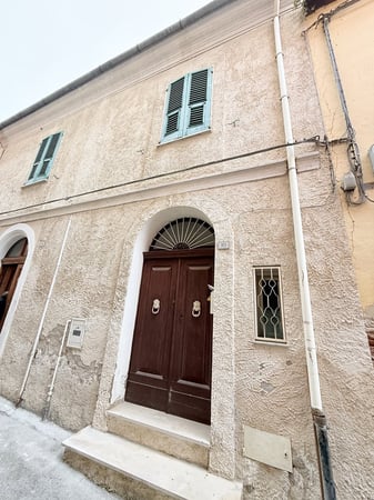 House in Torino di Sangro - view 1