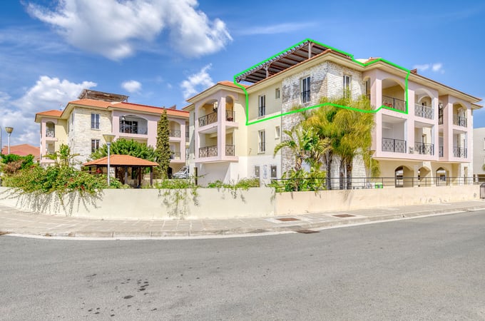 Apartment in Mazotos - view 1