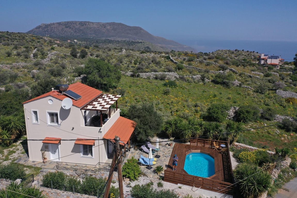 Villa in Kefalas - Image 2