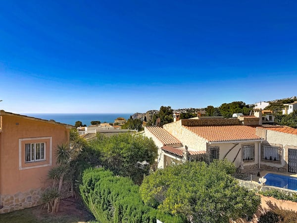 Apartment in Benitachell - view 1