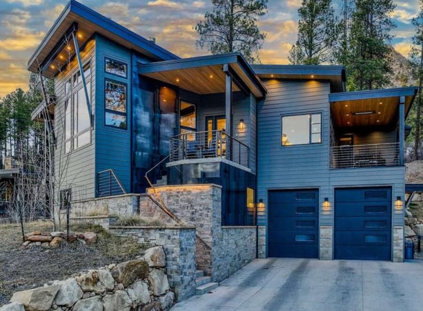 House in Durango High School District - view 1