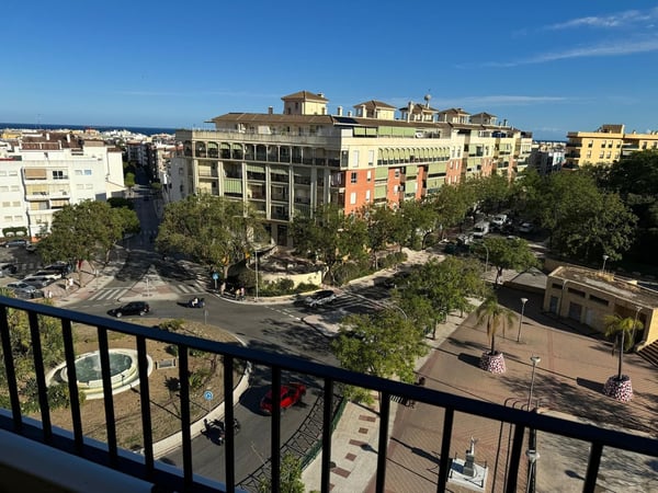 Apartment in Estepona - view 1