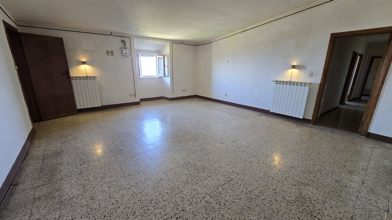 House in Volterra - Image 2