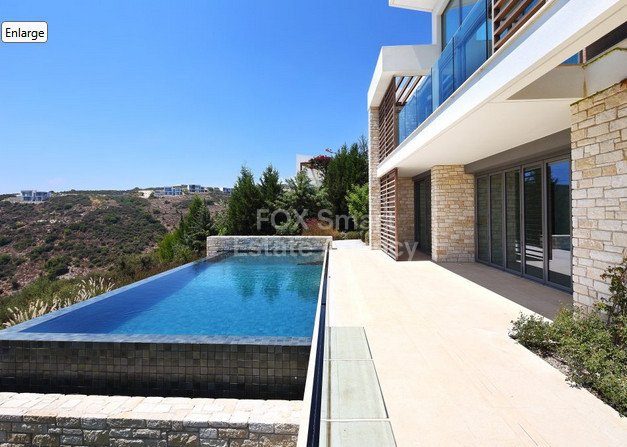 House in Tsada - view 1