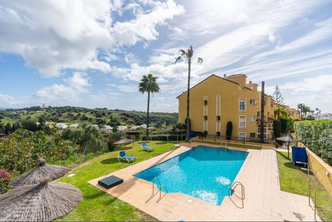 House in Bel-Air - view 1