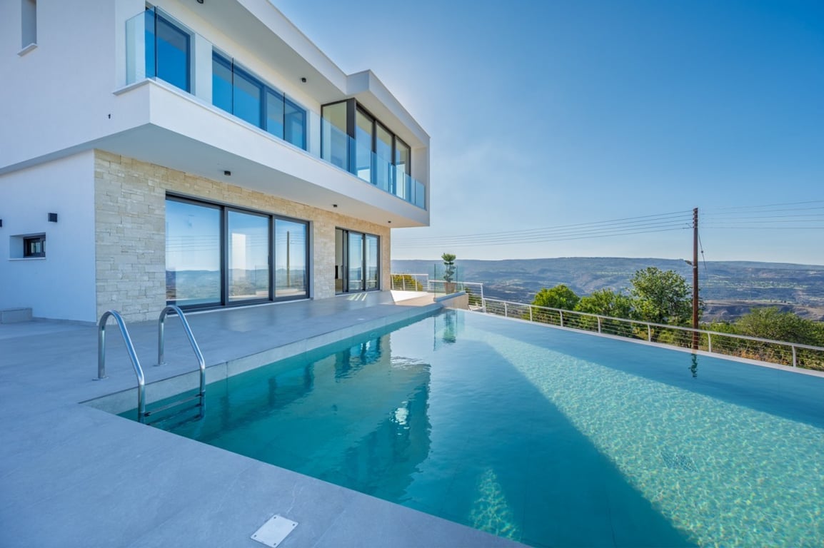 Villa in Peristerona