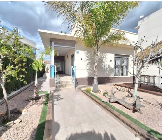 Chalet in Ciudad Quesada - view 1