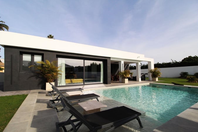 House in San Pedro de Alcantara - view 1
