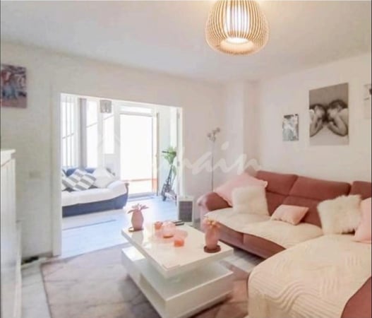 Apartment in Los Cristianos - view 1