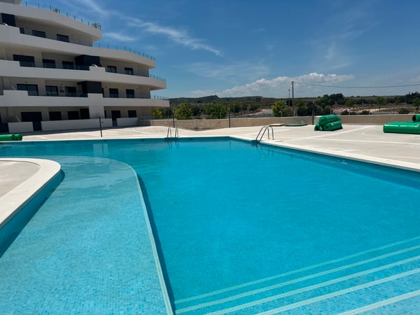 House in San Miguel de Salinas - view 1