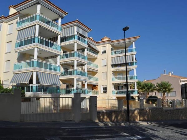 House in Villajoyosa - view 1