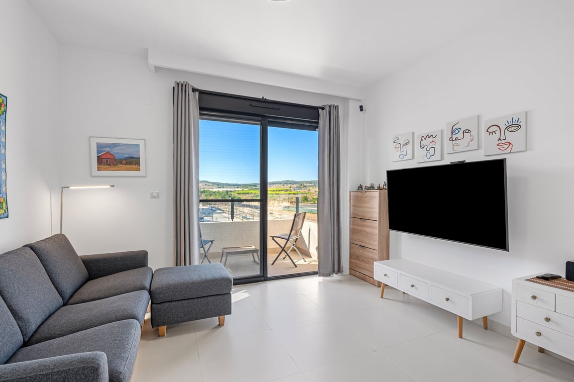 House in San Miguel de Salinas - Image 2