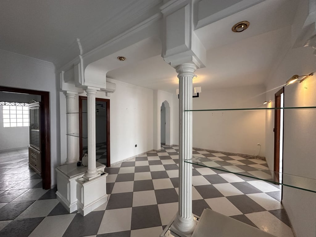 Apartment in Alhaurin el Grande - Image 2