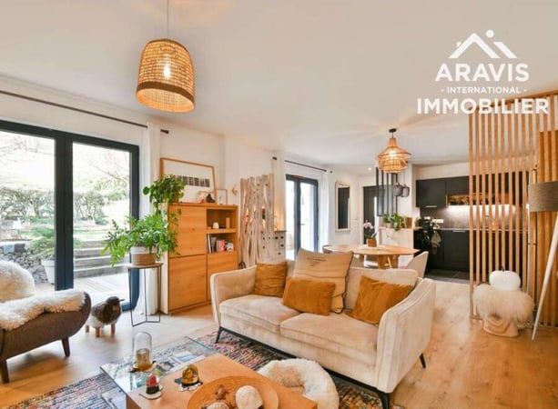 Apartment in Tronchine - view 1