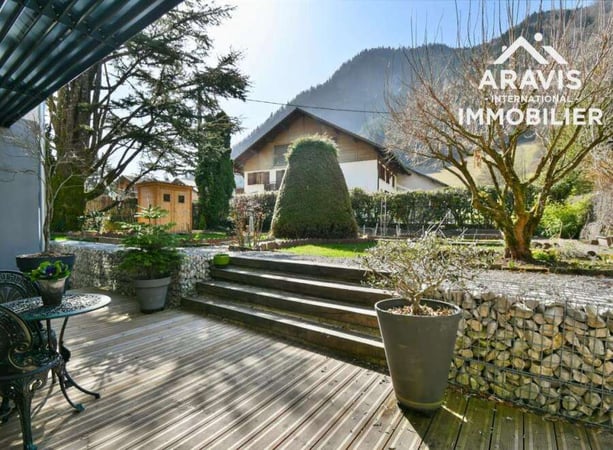 Apartment in Tronchine - view 1