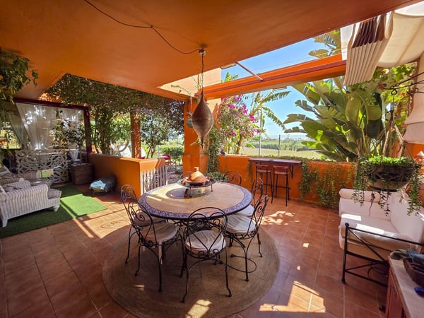 Apartment in La Duquesa - view 1