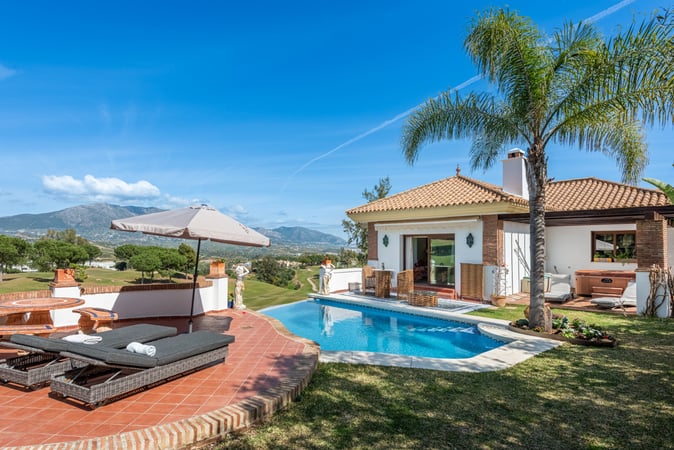 Villa in Mijas Costa - view 1
