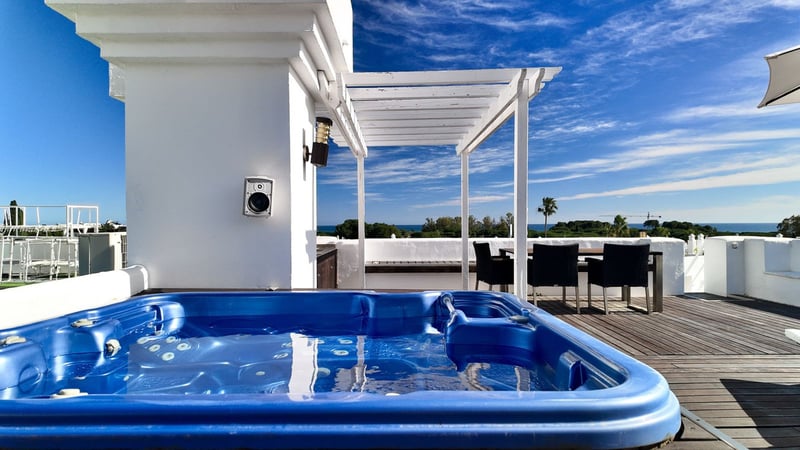 Apartment in El Paraiso - view 1