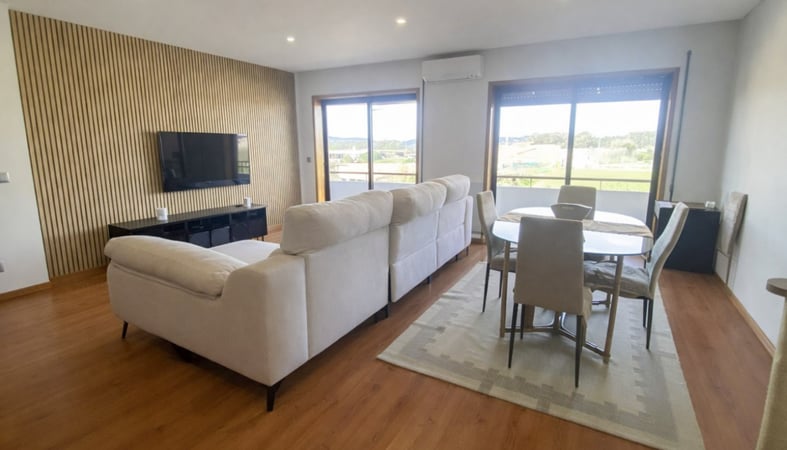 House in Macieira da Maia - view 1