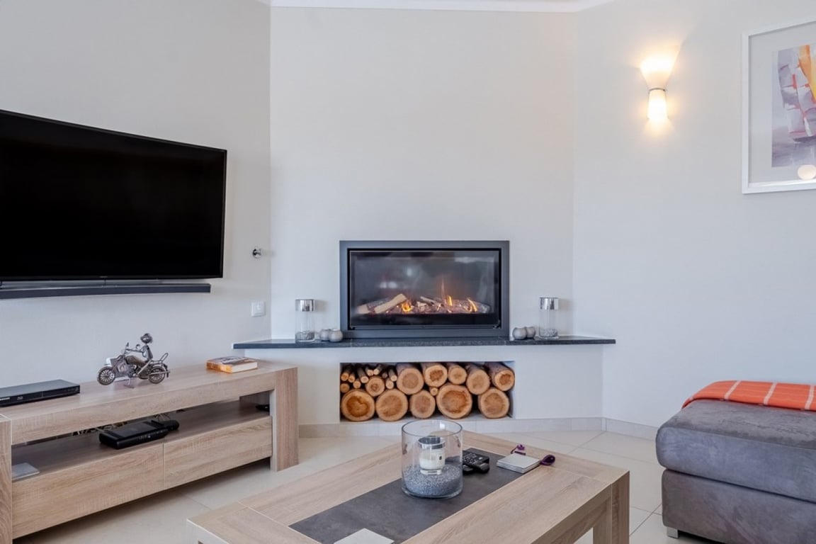 House in Guia - Image 3