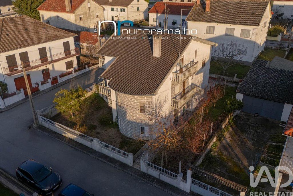 House in Almeida - Image 3