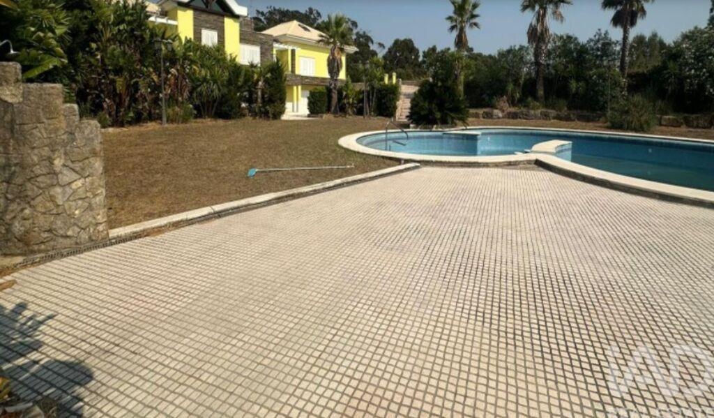 House in Queluz - Image 3