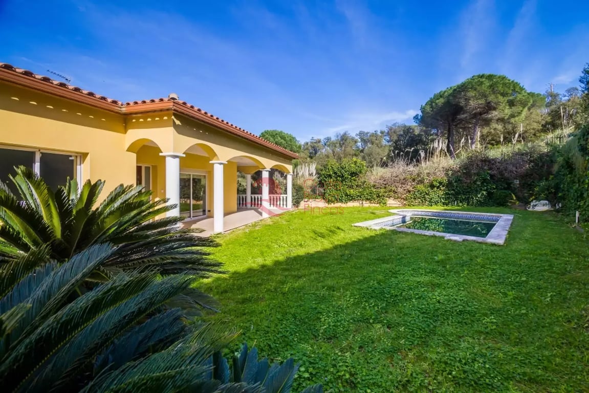 House in Calonge - Image 3