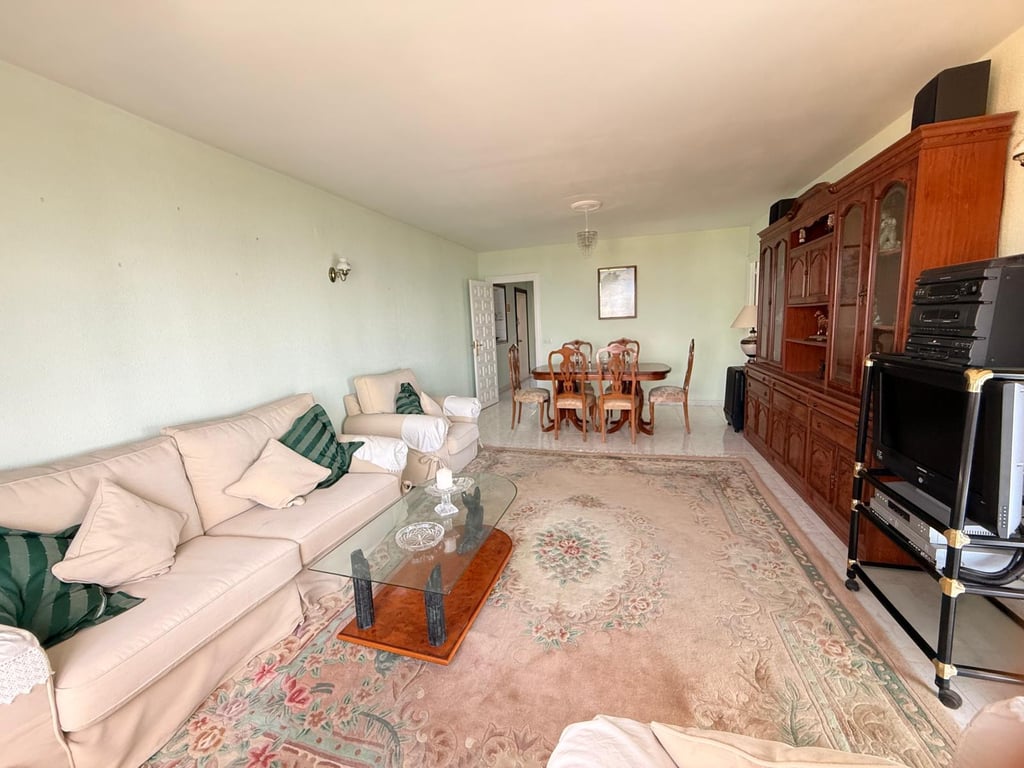 Apartment in Estepona - Image 5