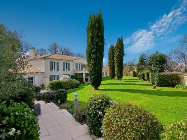 House in Cognac - view 1