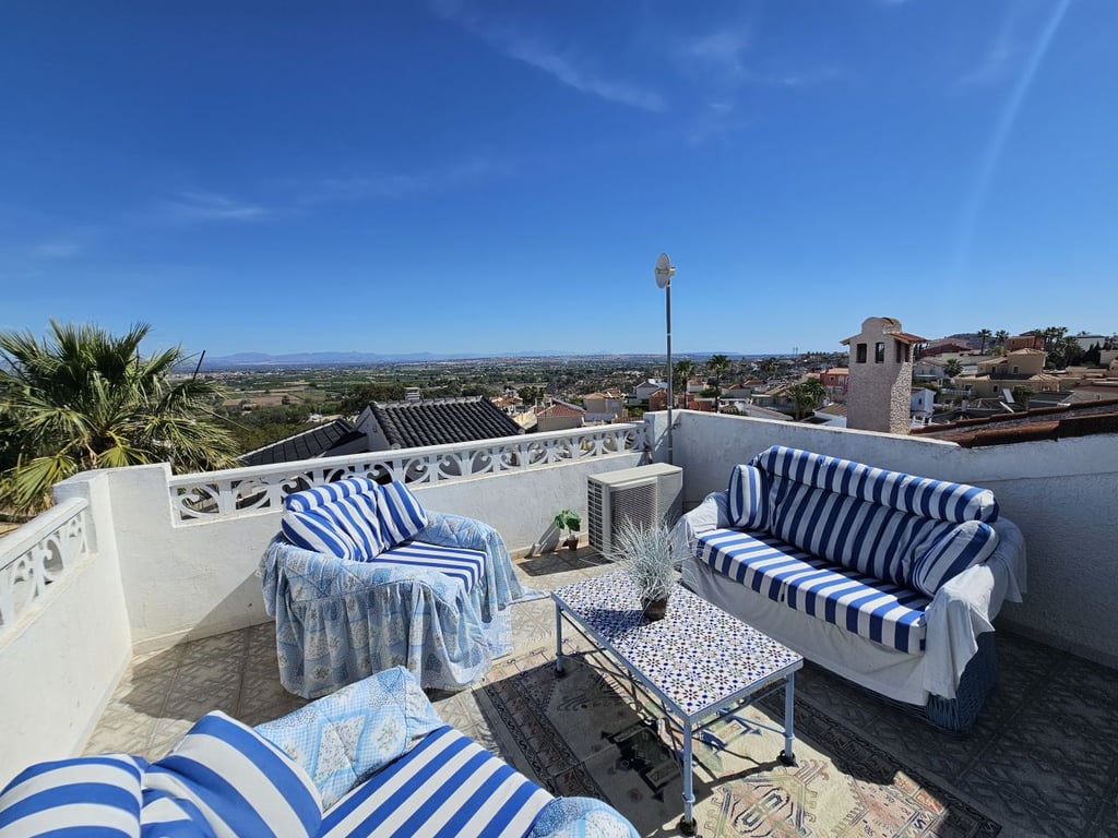 House in Ciudad Quesada - Image 3