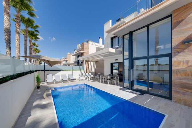 Villa in Cabo Roig - view 1