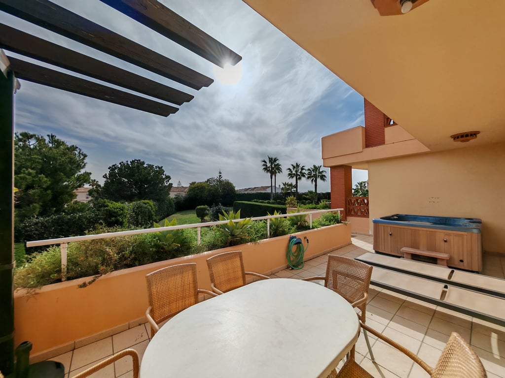 Apartment in Mijas - Image 3