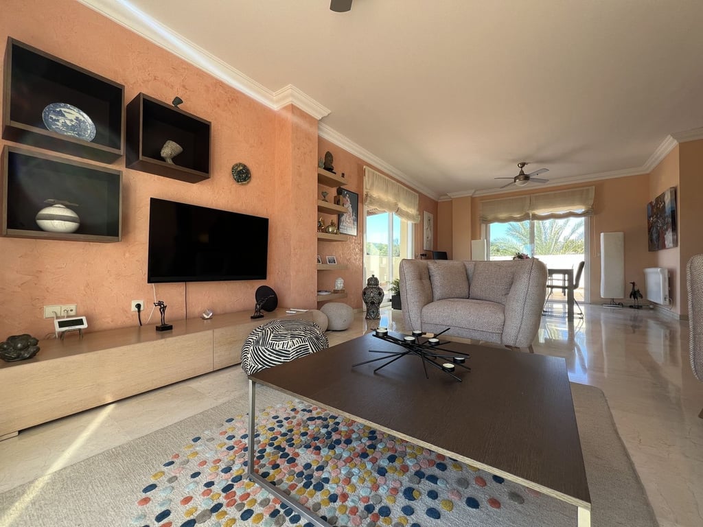 Penthouse in Mijas Costa - Image 2