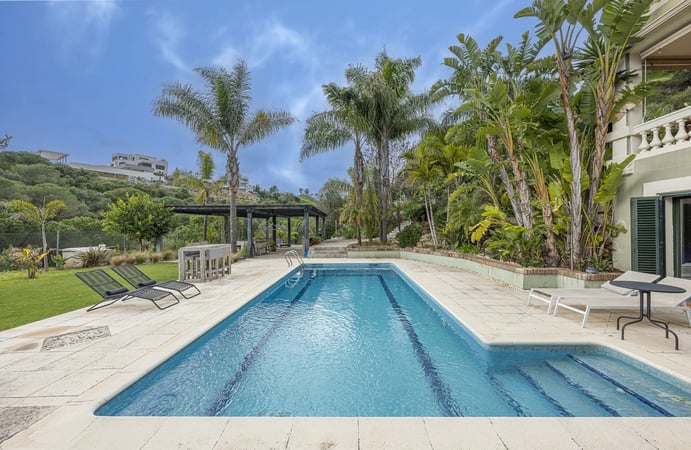 Villa in Sotogrande - view 1