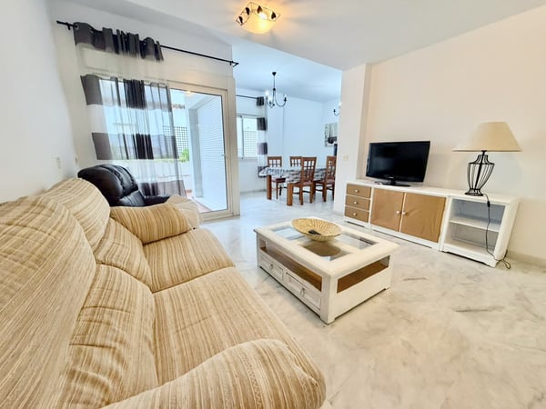 Apartment in Estepona - view 1