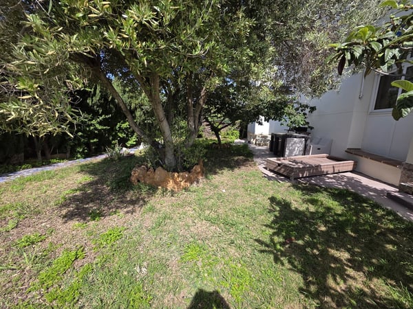 Apartment in Nueva Andalucia - view 1