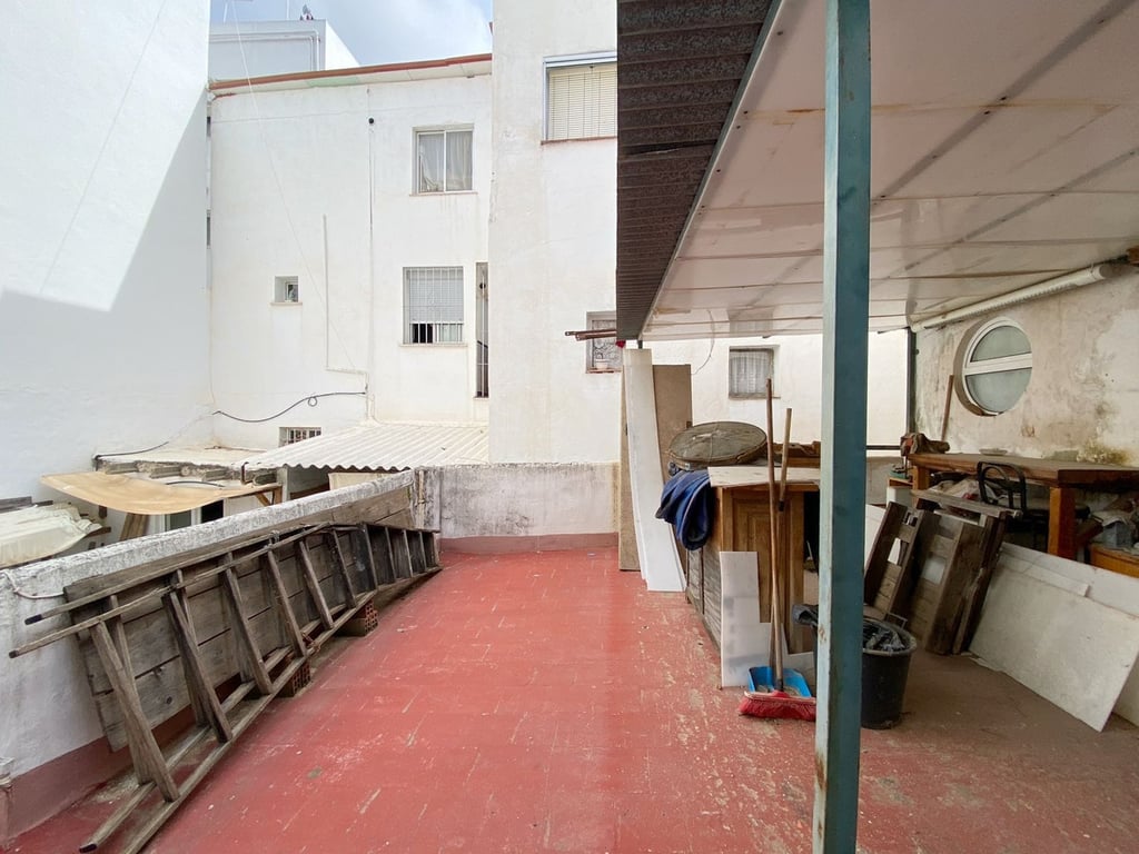 House in Marbella - Image 3