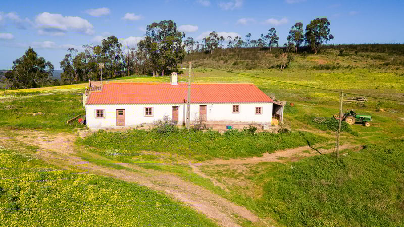 House in Colinas Verdes - view 1