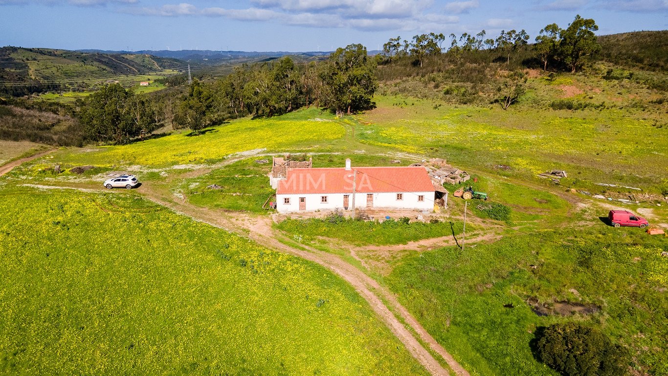 House in Colinas Verdes - Image 2