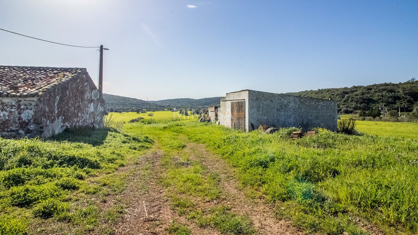 House in Lagos - Image 3