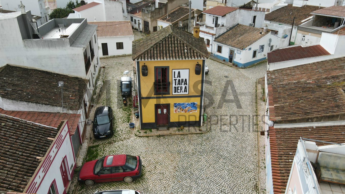 House in Barao de Sao Joao - Image 2