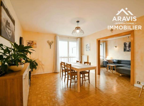 Apartment in Cran-Gevrier - view 1