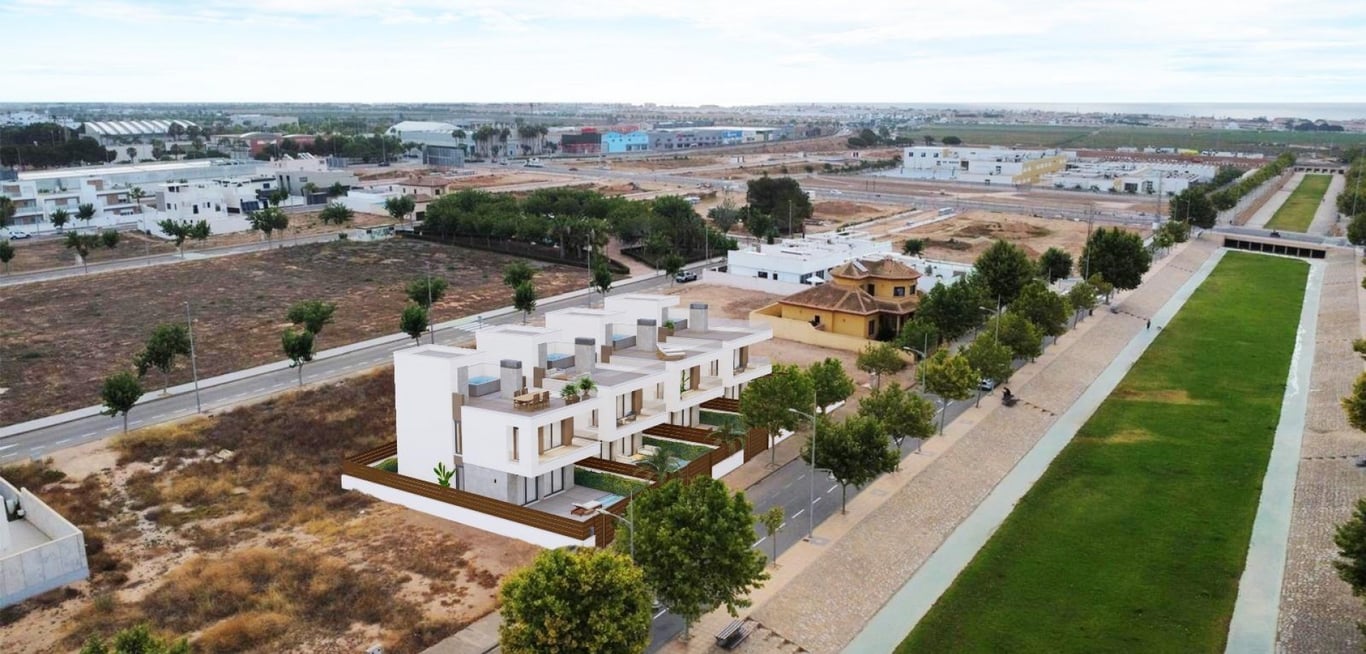 House in Torre de la Horadada - Image 2