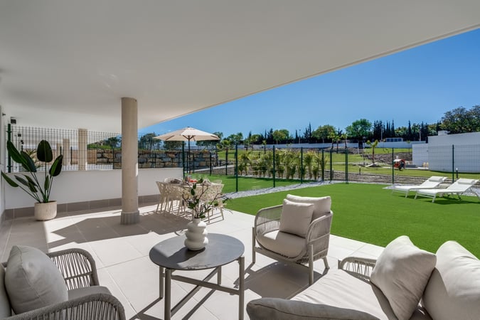 Apartment in Estepona - view 1
