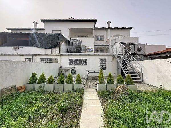 House in Ortigosa - view 1