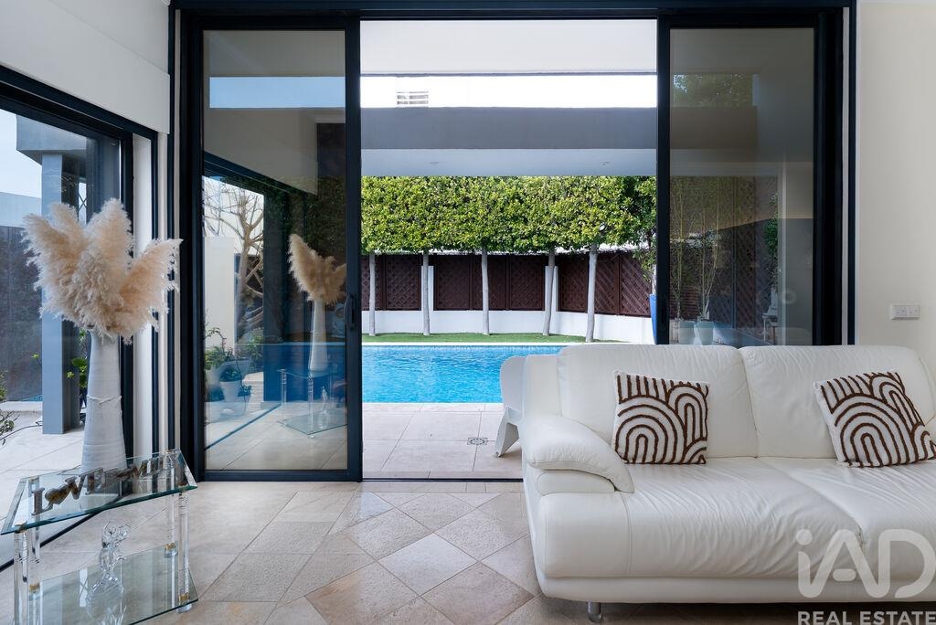 House in Quarteira - Image 3