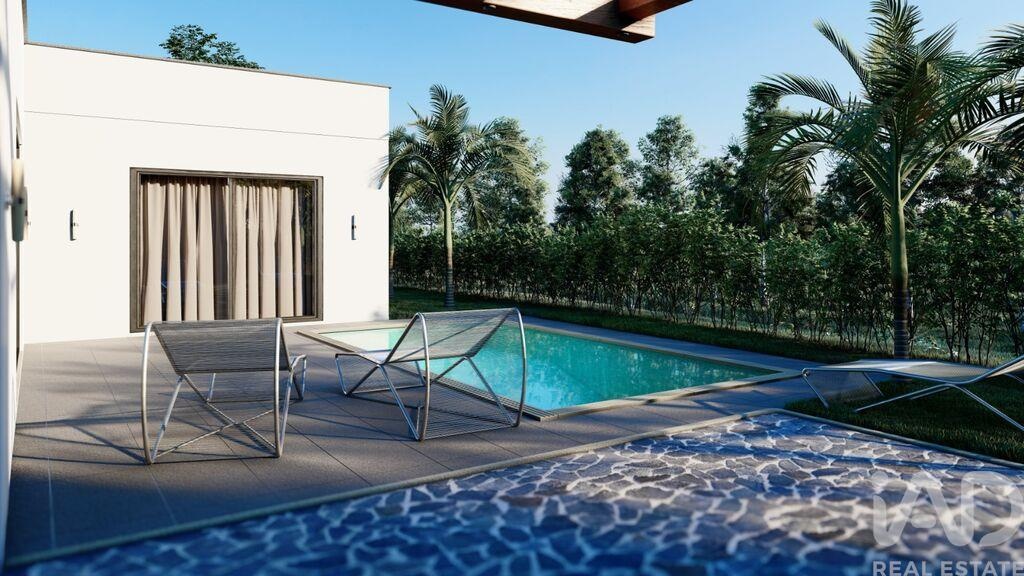 House in Castelo - Image 3