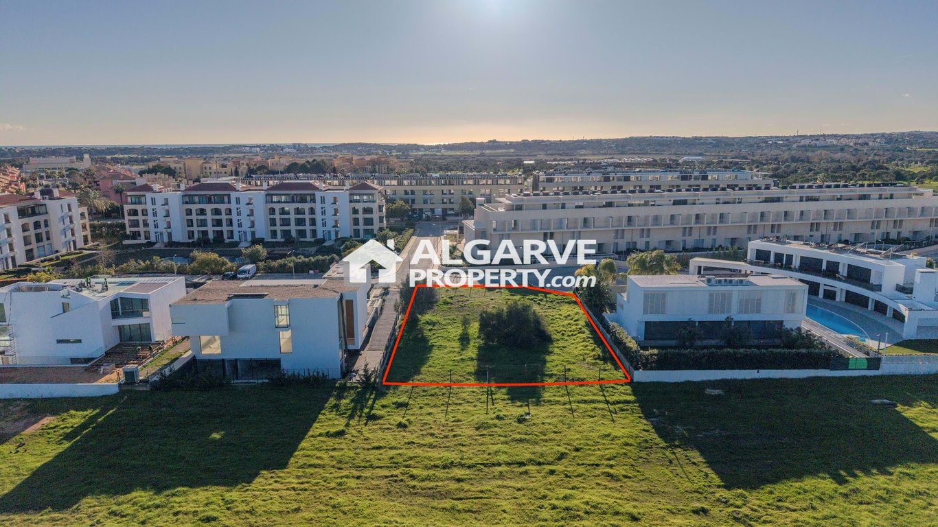 Land in Vilamoura - Image 2