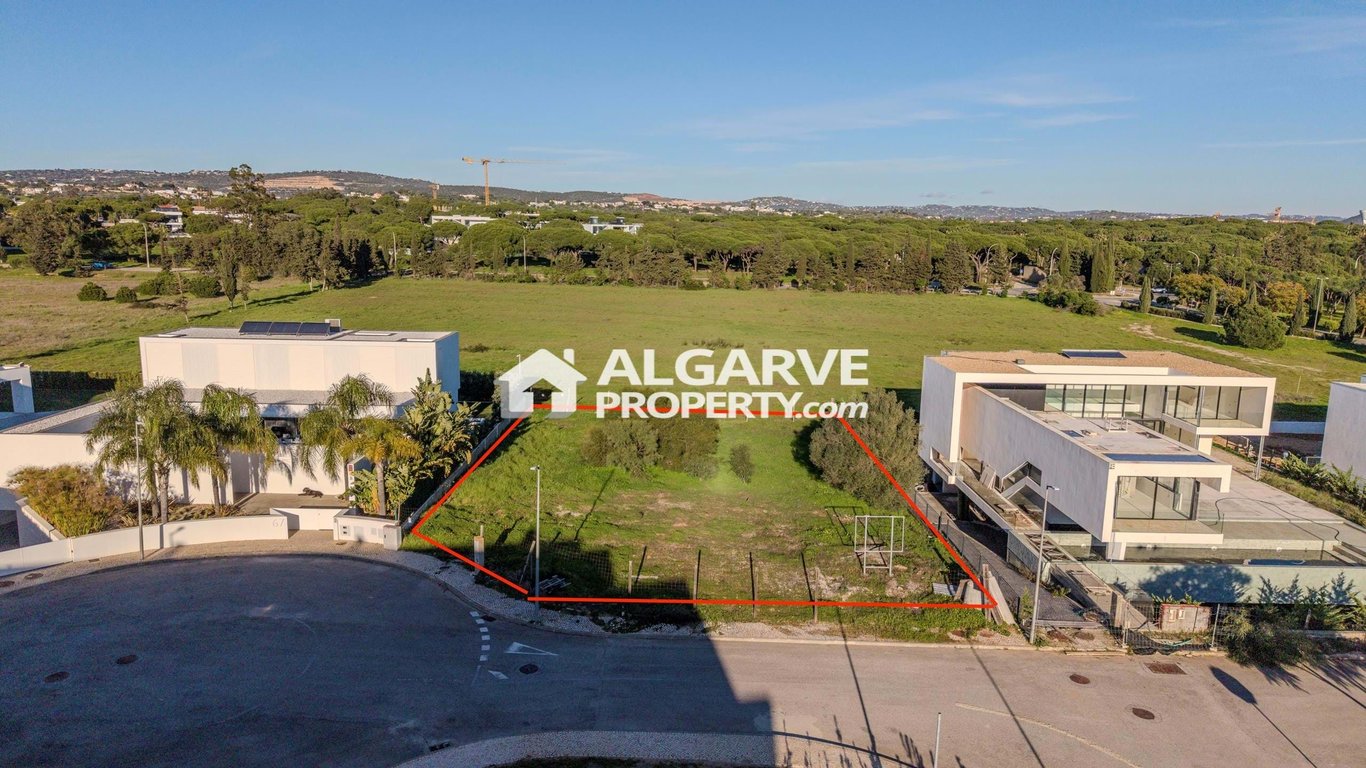 Land in Vilamoura